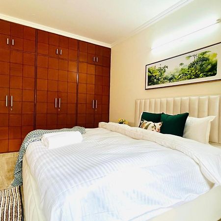 Olive Serviced Apartments - New Friends Colony New Delhi Exterior photo
